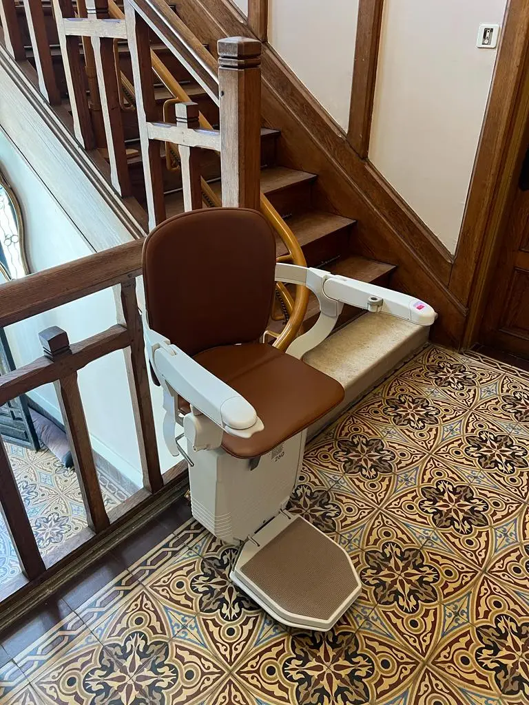 Monte escalier a SEZANNE