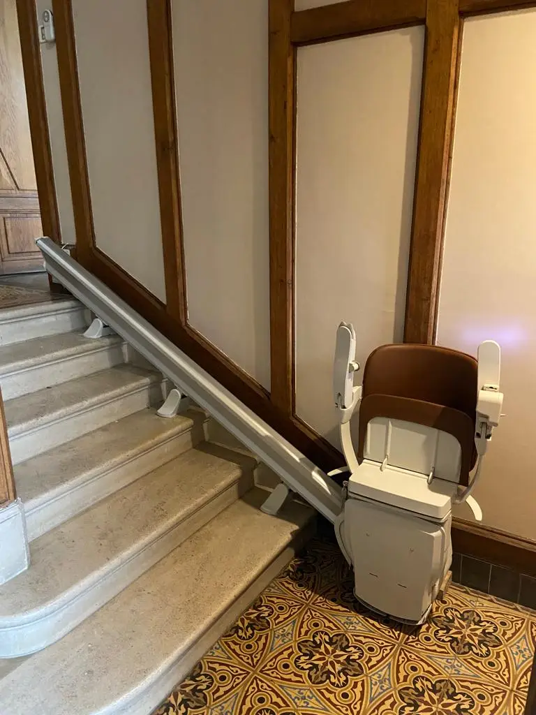 Monte escalier droit a SEZANNE