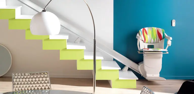 Monte escalier droit colore