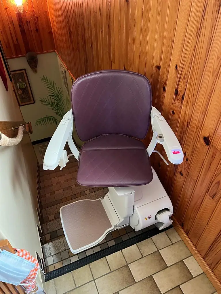 Monte escalier pivote CHATEAU THIERRY