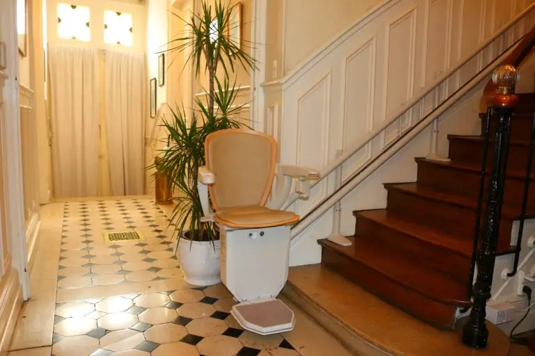 Monte escalier stannah a REIMS 1