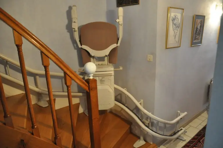 Monte escalier stannah a REIMS