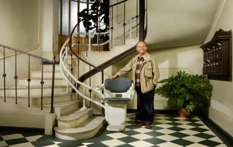 Monte escalier stannah sur mesure sofia