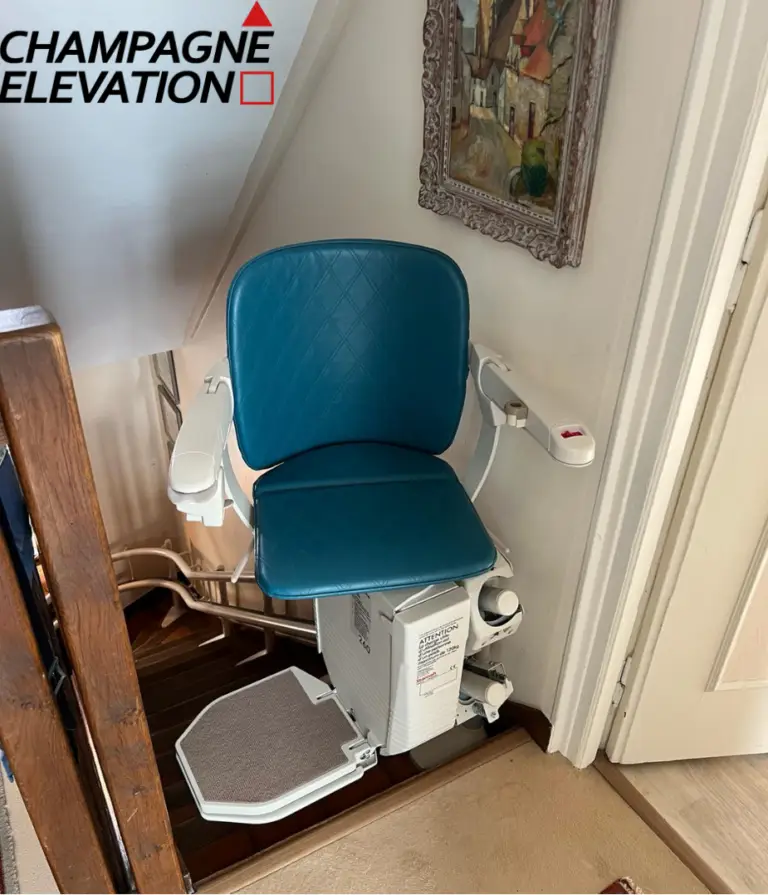 monte escalier stannah sur mesure escalier tournant